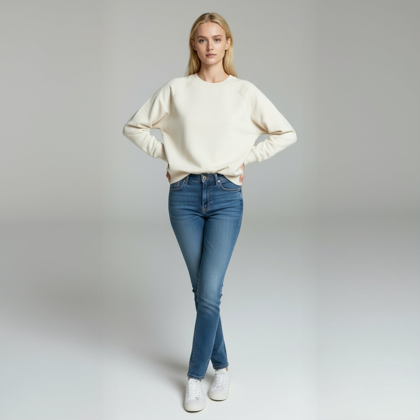 Women’s Organic Sweatshirt – Willow Cream